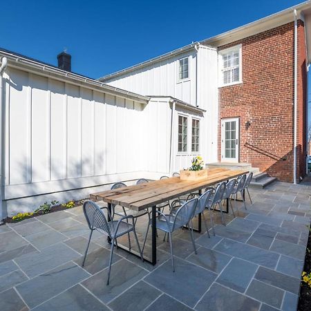Boutique Room Steps From Downtown Mall Rose Jean - Room 4 Charlottesville Exterior foto